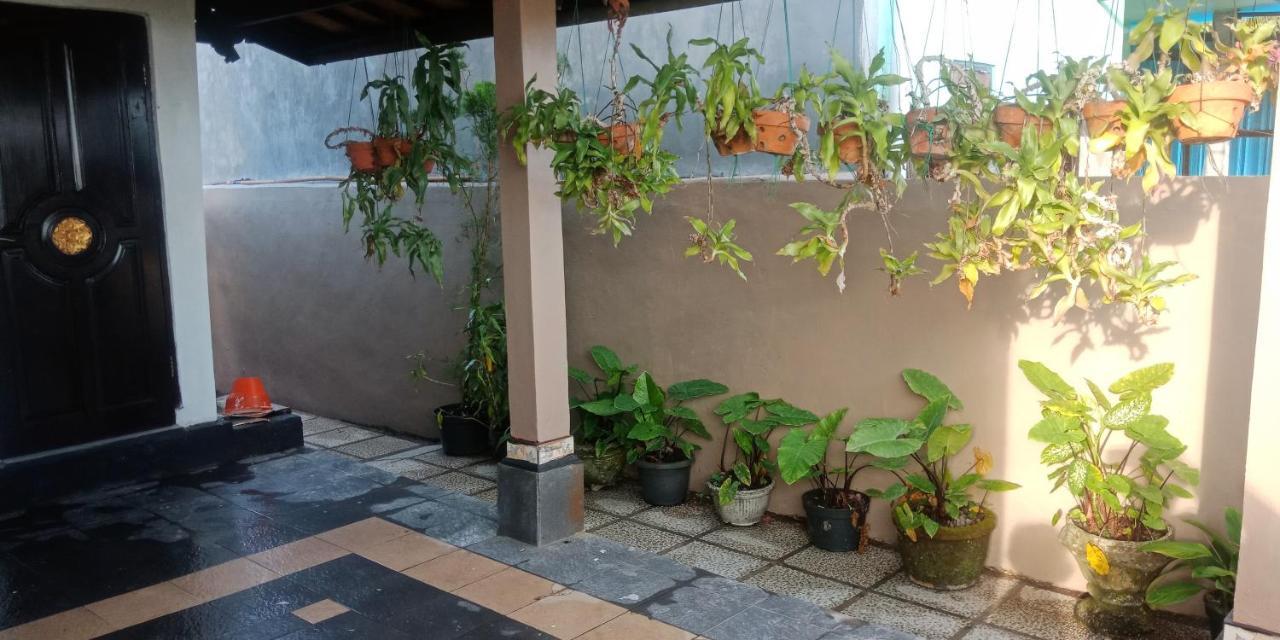 Ibu Ana Homestay Selemadeg Exterior foto